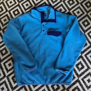 Patagonia Women’s light weight fleece pullover